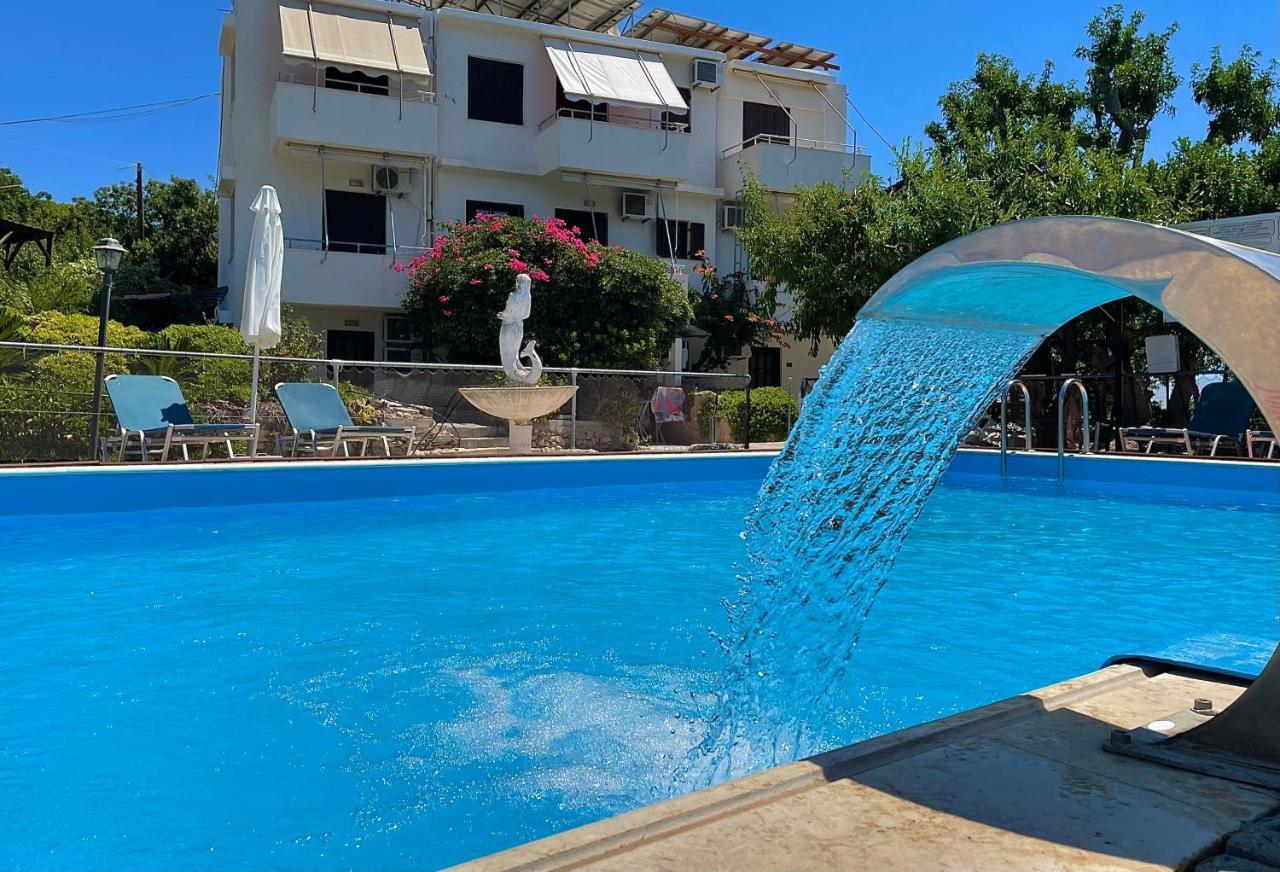 Vasilikos Apartments パラリア・アギア・フォティニ エクステリア 写真