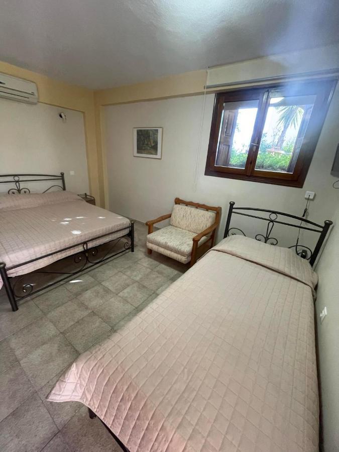 Vasilikos Apartments パラリア・アギア・フォティニ エクステリア 写真